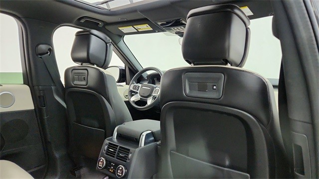 2024 Land Rover Discovery Dynamic SE AWD