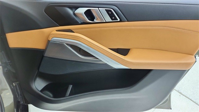 2023 BMW X6 xDrive40i AWD