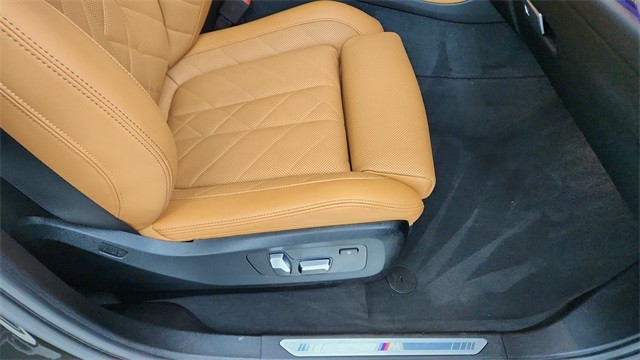 2023 BMW X6 xDrive40i AWD