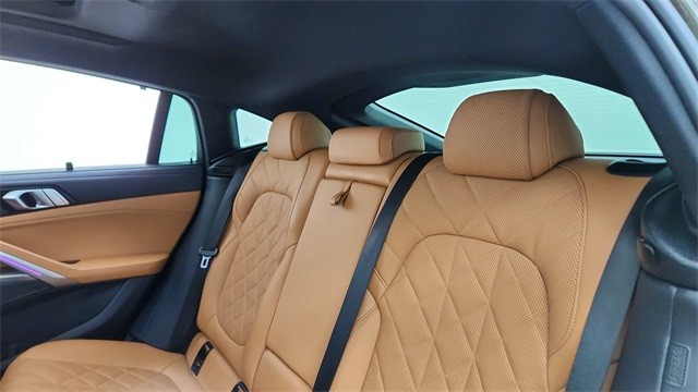 2023 BMW X6 xDrive40i AWD