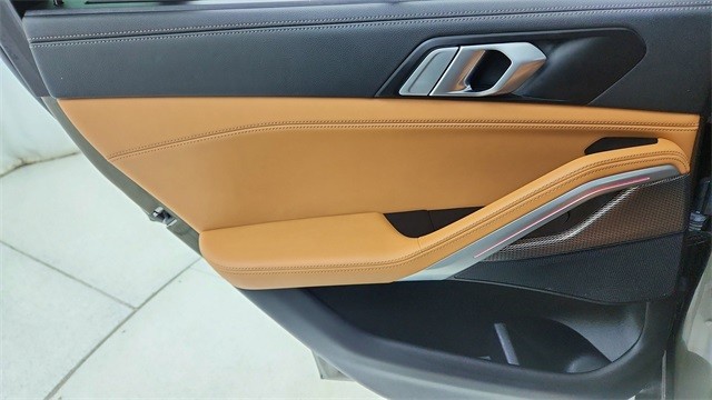 2023 BMW X6 xDrive40i AWD