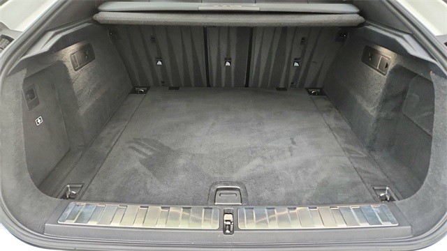 2023 BMW X6 xDrive40i AWD