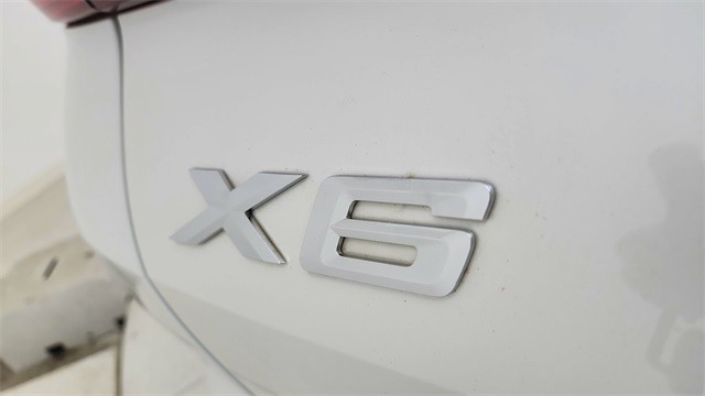 2023 BMW X6 xDrive40i AWD