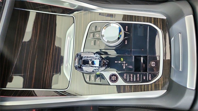 2023 BMW X6 xDrive40i AWD