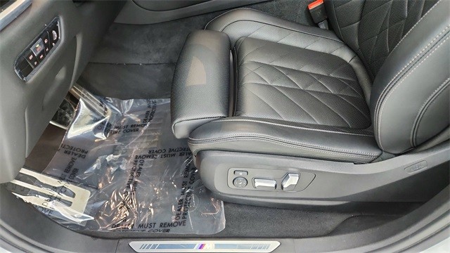 2023 BMW X6 xDrive40i AWD