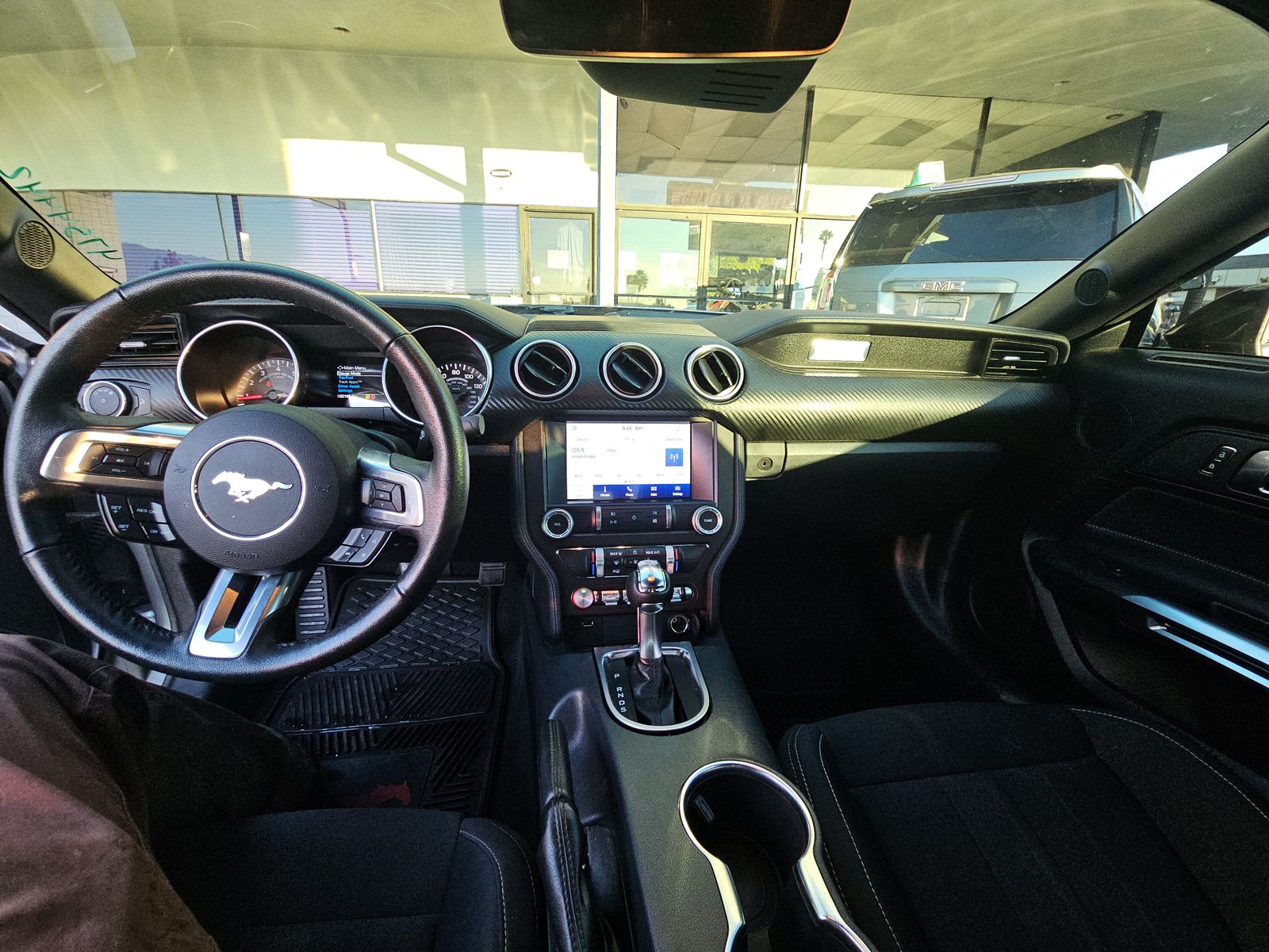 2022 Ford Mustang EcoBoost RWD