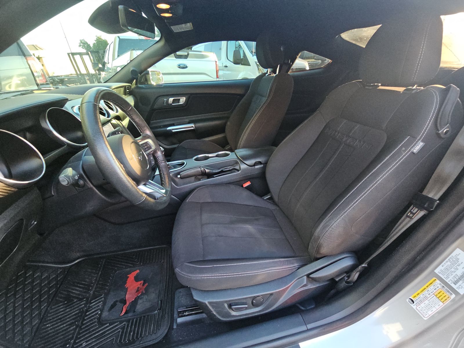 2022 Ford Mustang EcoBoost RWD