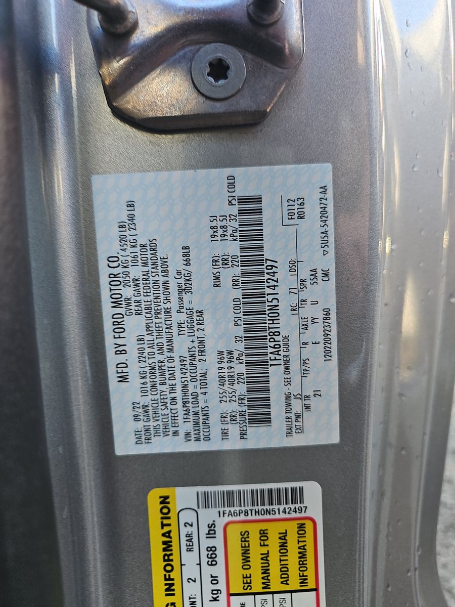 2022 Ford Mustang EcoBoost RWD