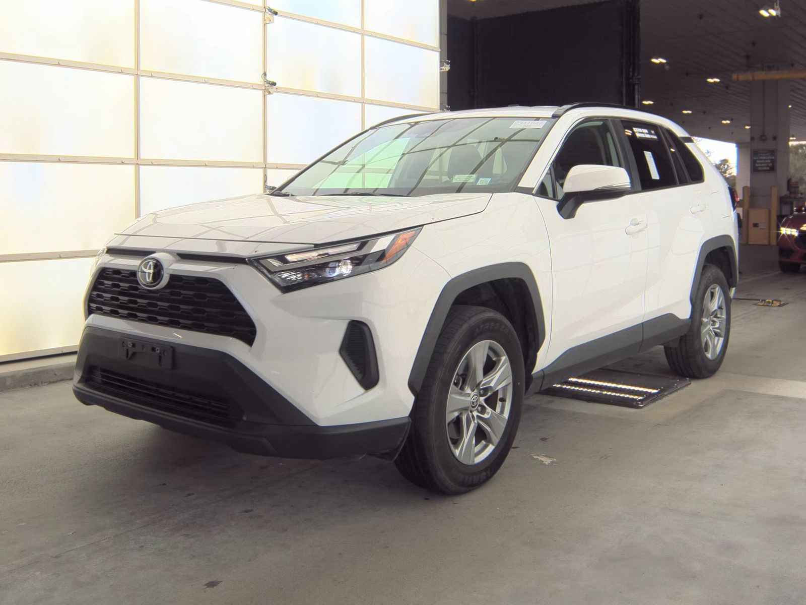 2024 Toyota RAV4 XLE AWD