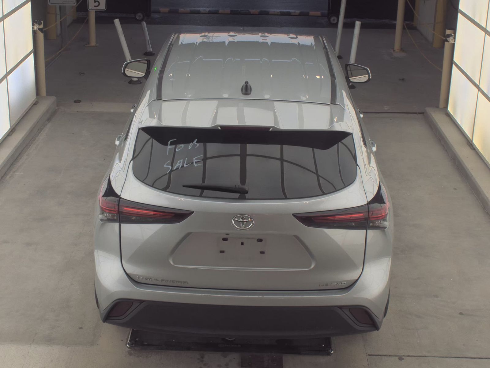 2024 Toyota Highlander LE AWD