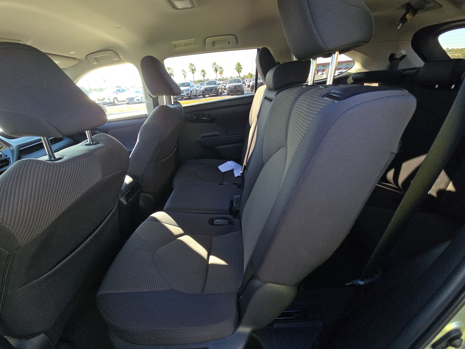 2024 Toyota Highlander LE AWD