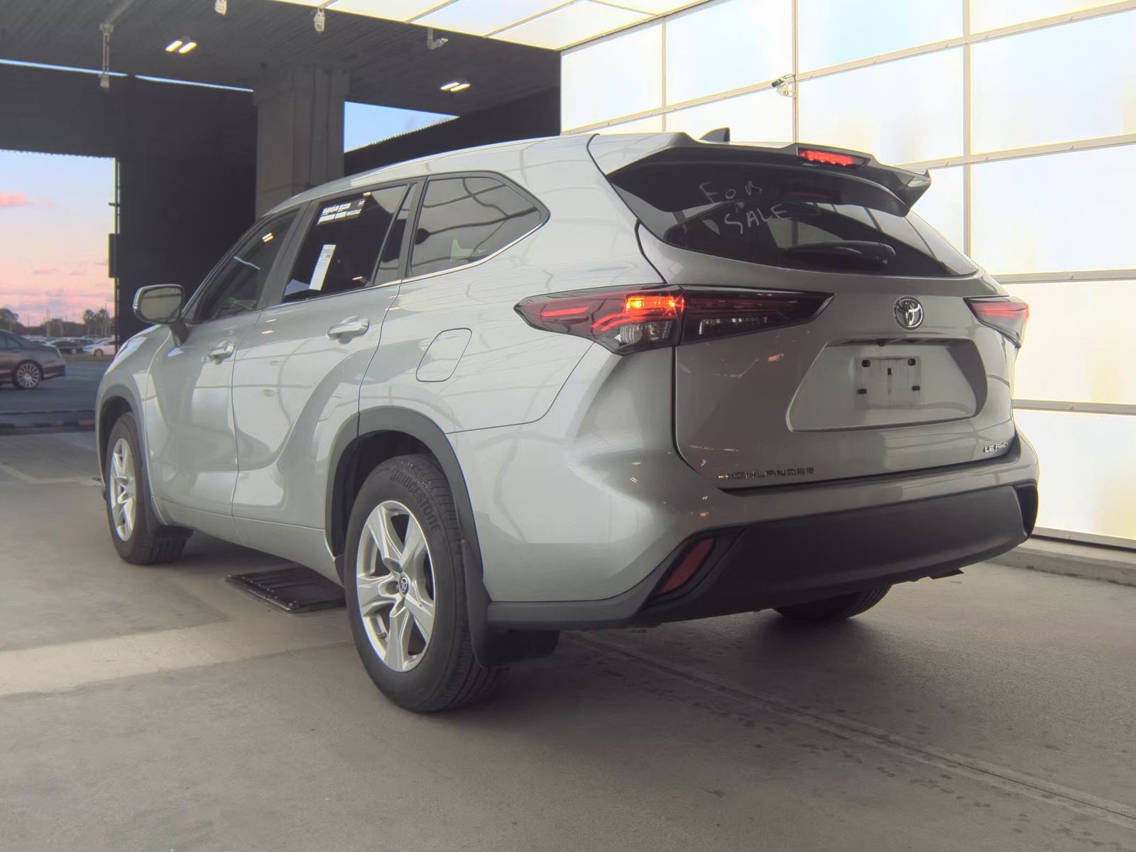 2024 Toyota Highlander LE AWD