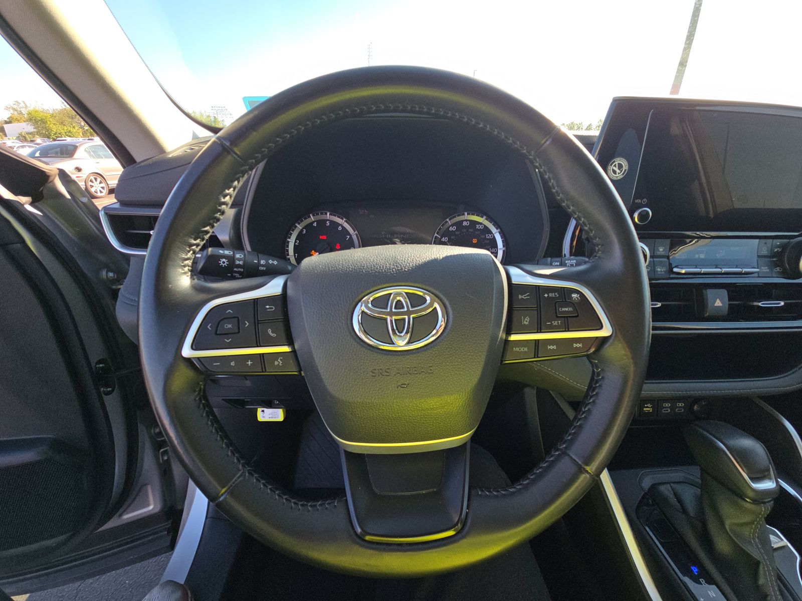 2024 Toyota Highlander LE AWD