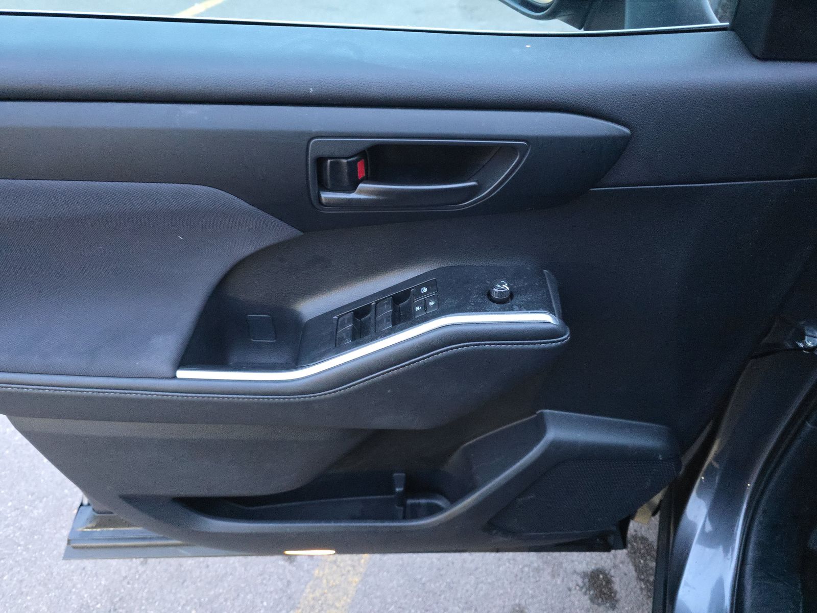 2024 Toyota Highlander LE AWD