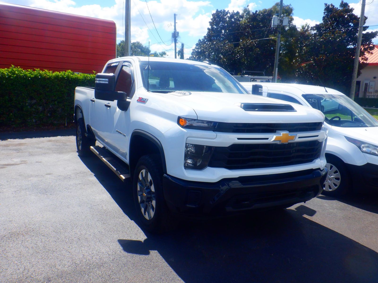 2024 Chevrolet Silverado 2500HD Custom AWD