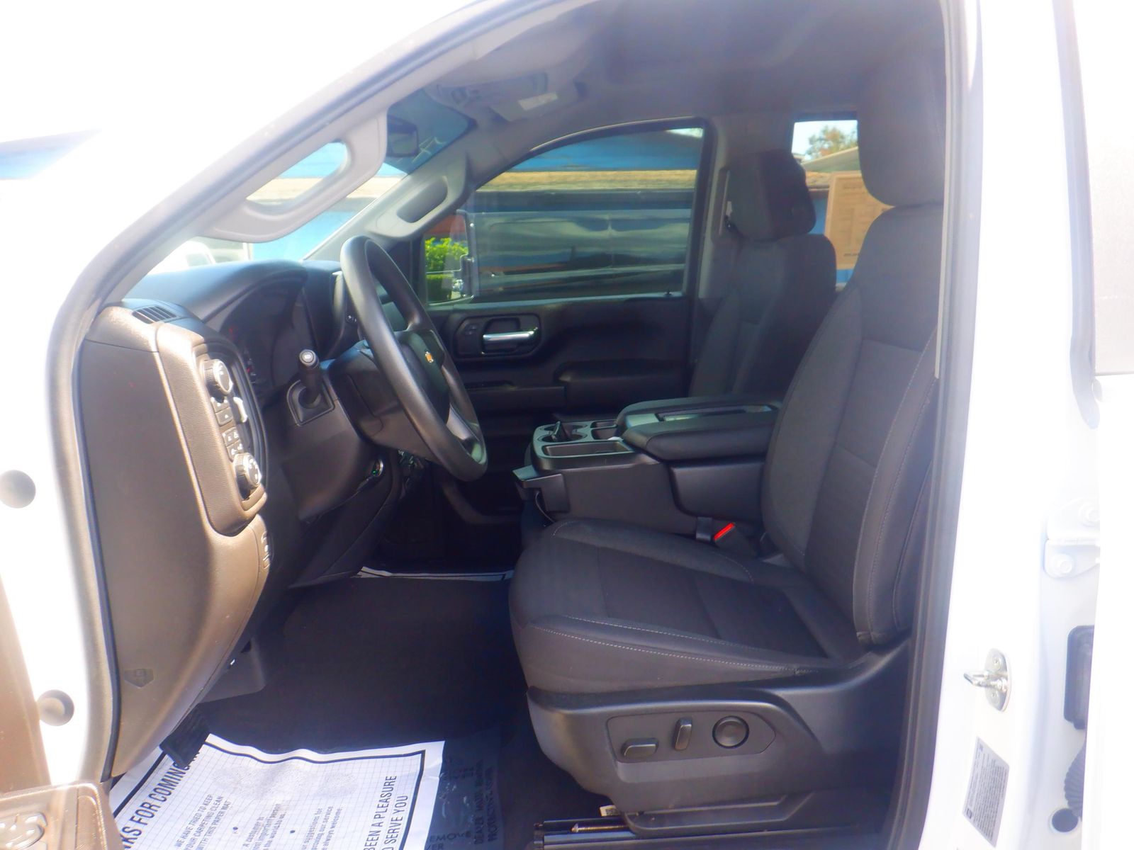 2024 Chevrolet Silverado 2500HD Custom AWD