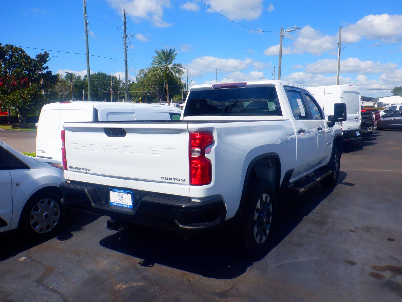 2024 Chevrolet Silverado 2500HD Custom AWD
