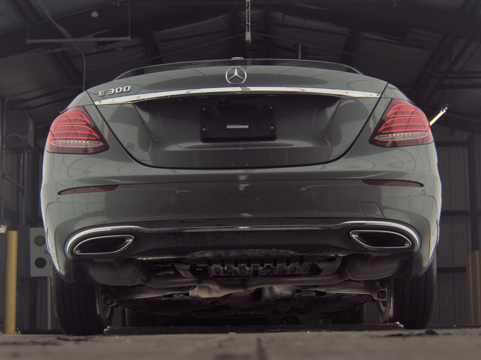 2017 Mercedes-Benz E-Class E 300 Luxury RWD