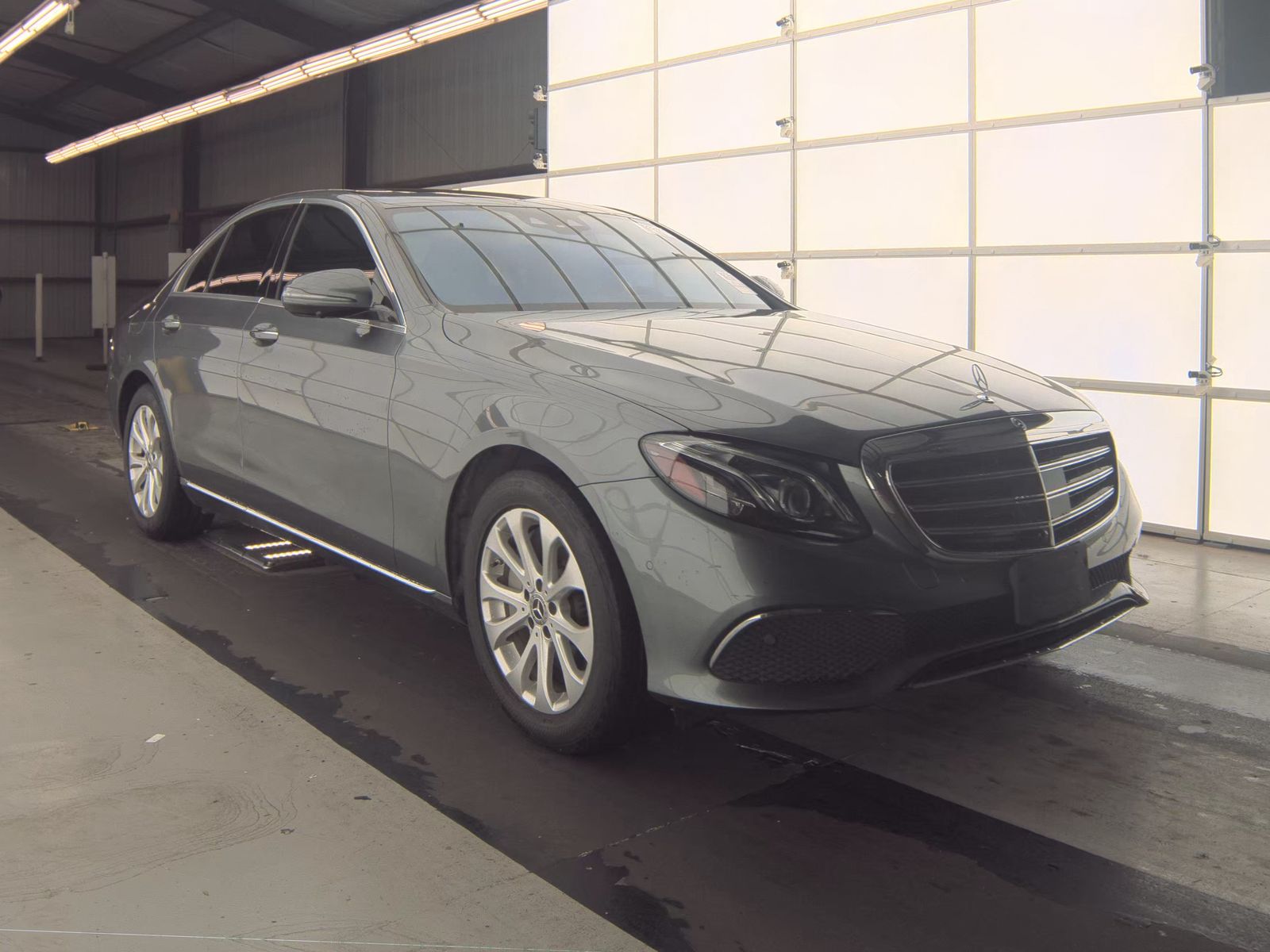 2017 Mercedes-Benz E-Class E 300 Luxury RWD