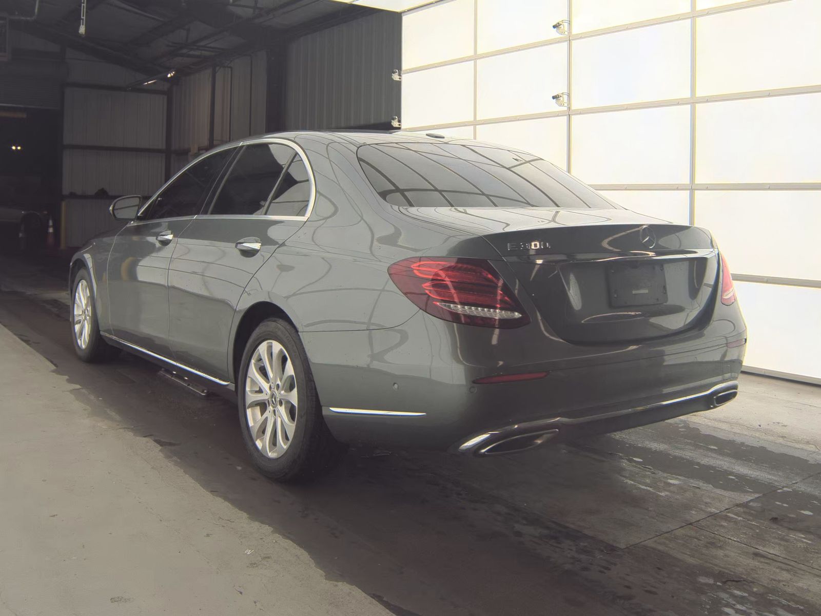 2017 Mercedes-Benz E-Class E 300 Luxury RWD