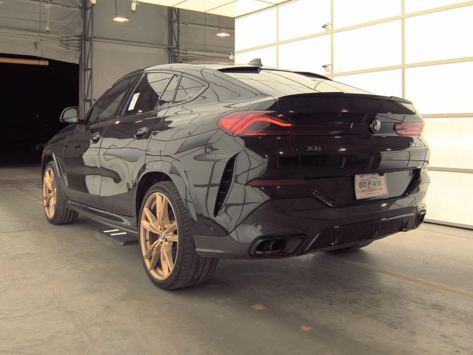 2021 BMW X6 M50i AWD