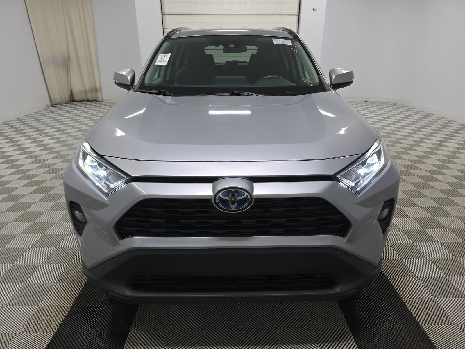 2020 Toyota RAV4 Hybrid XLE AWD