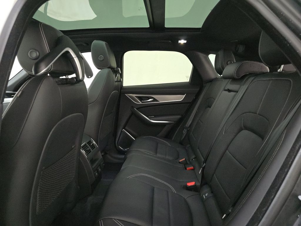 2024 Jaguar F-PACE P250 R-Dynamic S AWD