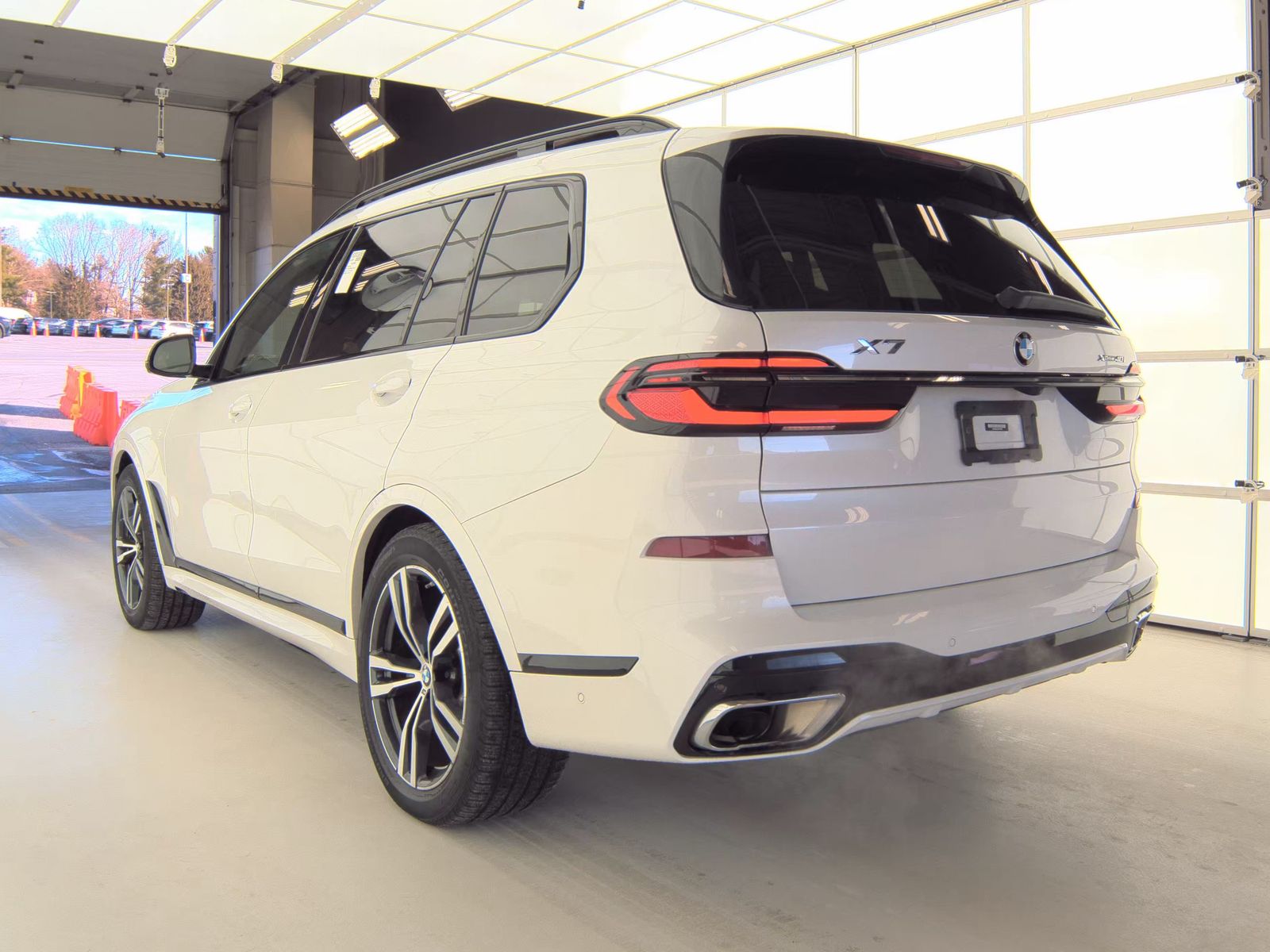 2023 BMW X7 xDrive40i AWD