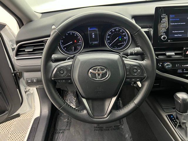 2024 Toyota Camry SE FWD