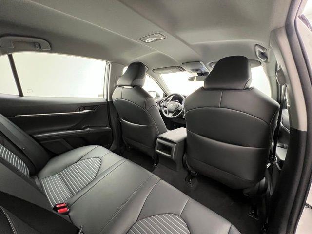 2024 Toyota Camry SE FWD