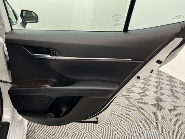 2024 Toyota Camry SE FWD