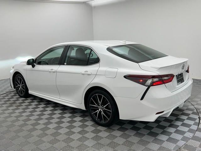 2024 Toyota Camry SE FWD