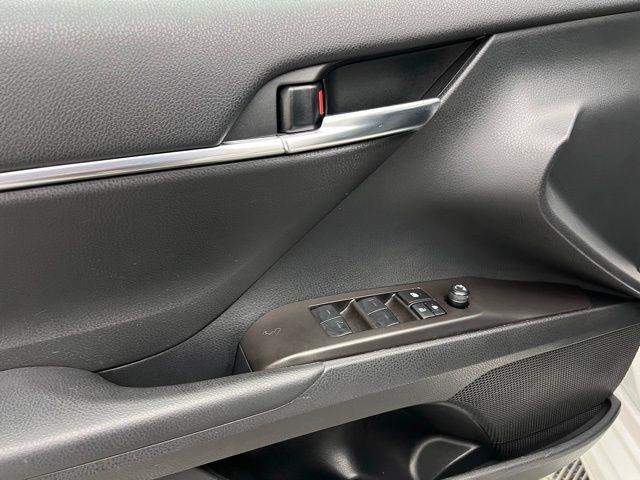 2024 Toyota Camry SE FWD