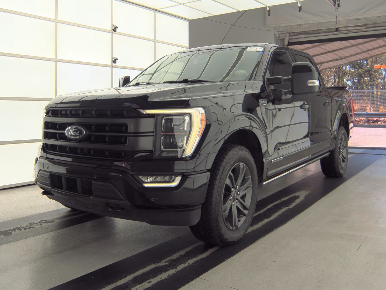 2023 Ford F-150 Hybrid Lariat AWD