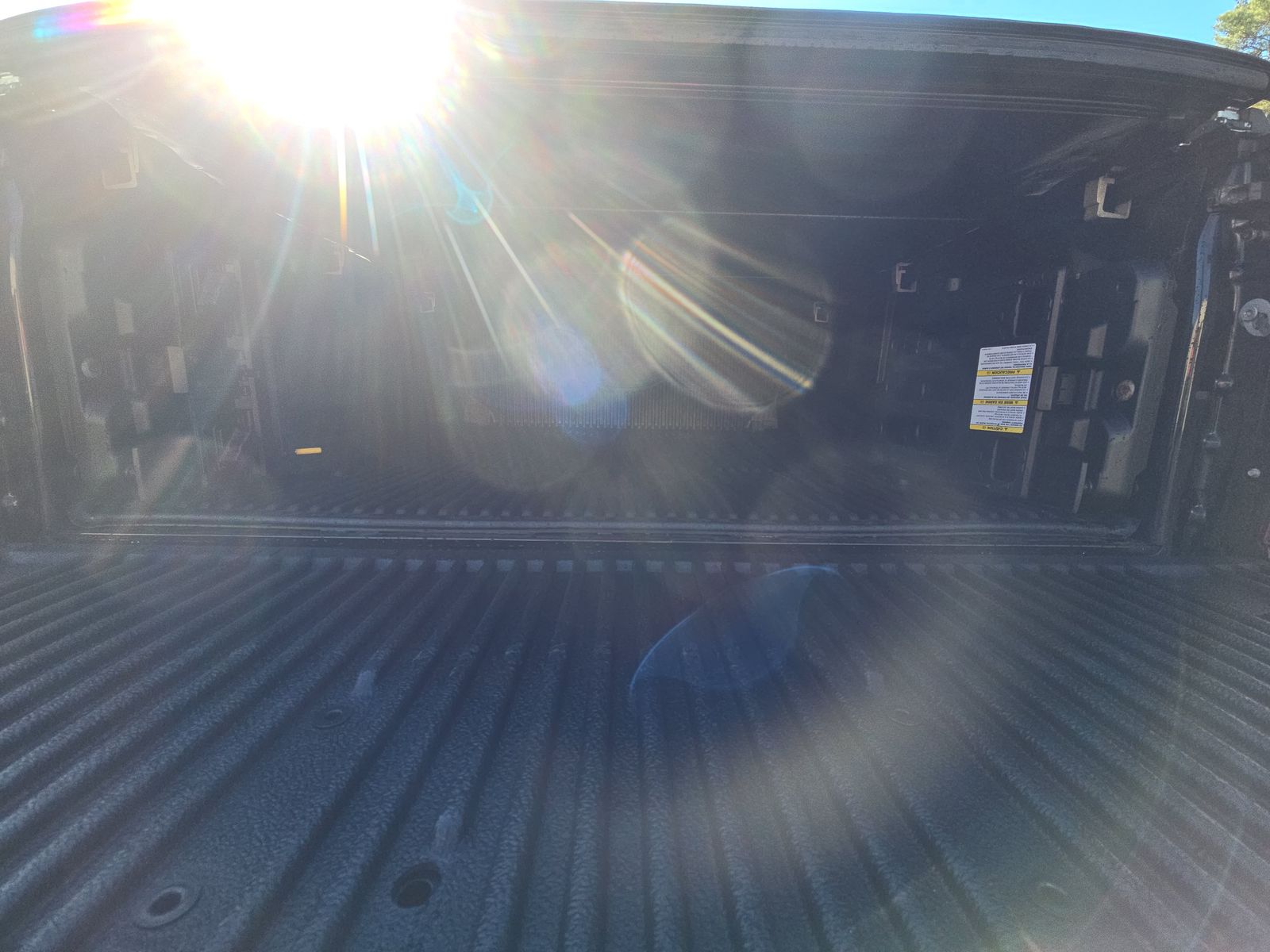 2023 Ford F-150 Hybrid Lariat AWD