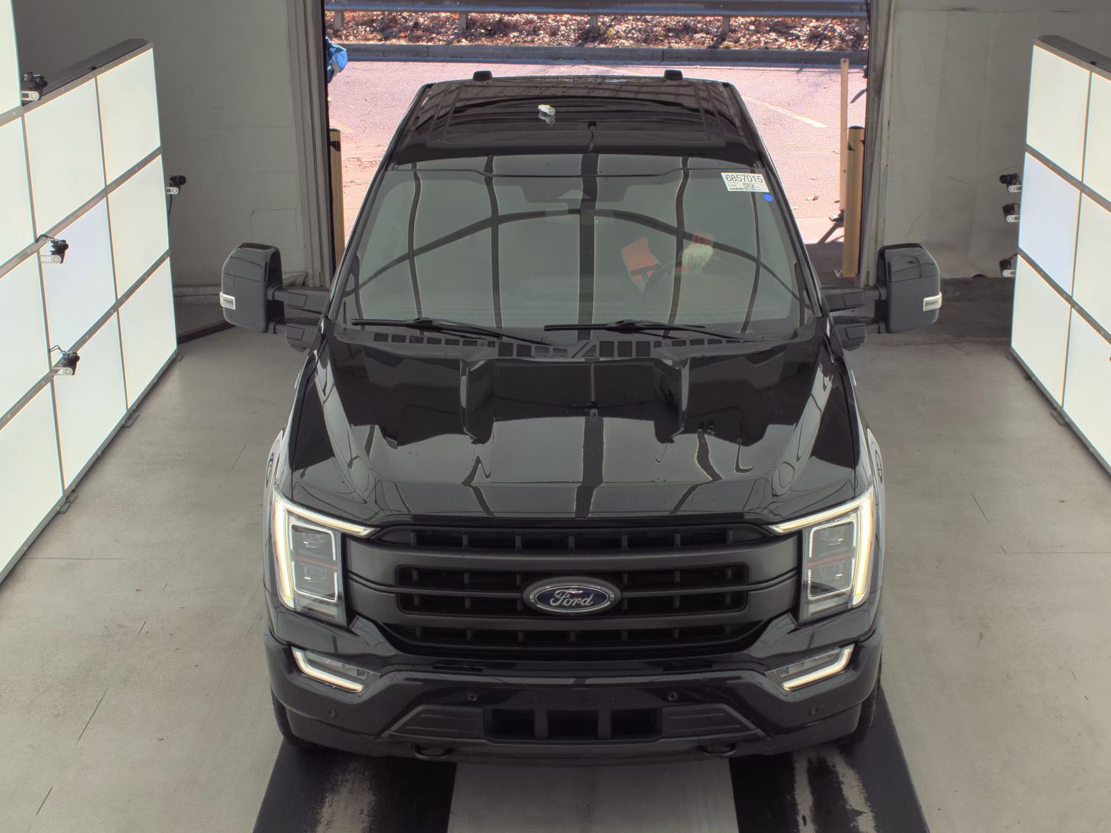 2023 Ford F-150 Hybrid Lariat AWD