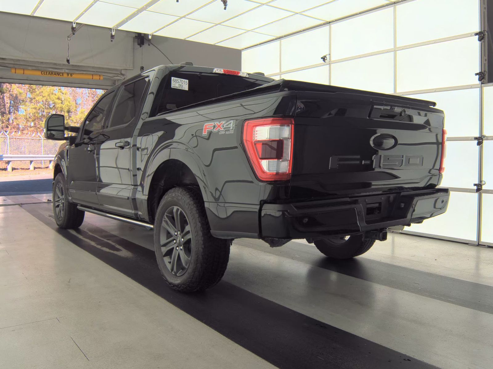 2023 Ford F-150 Hybrid Lariat AWD