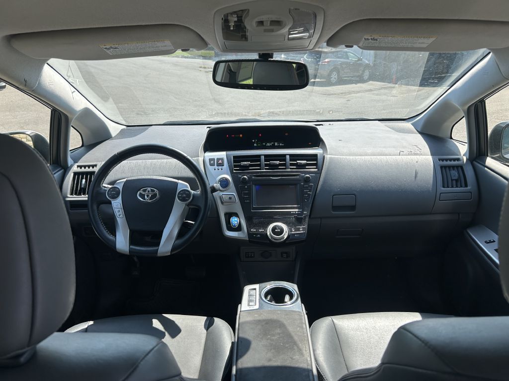 2014 Toyota Prius v Five FWD