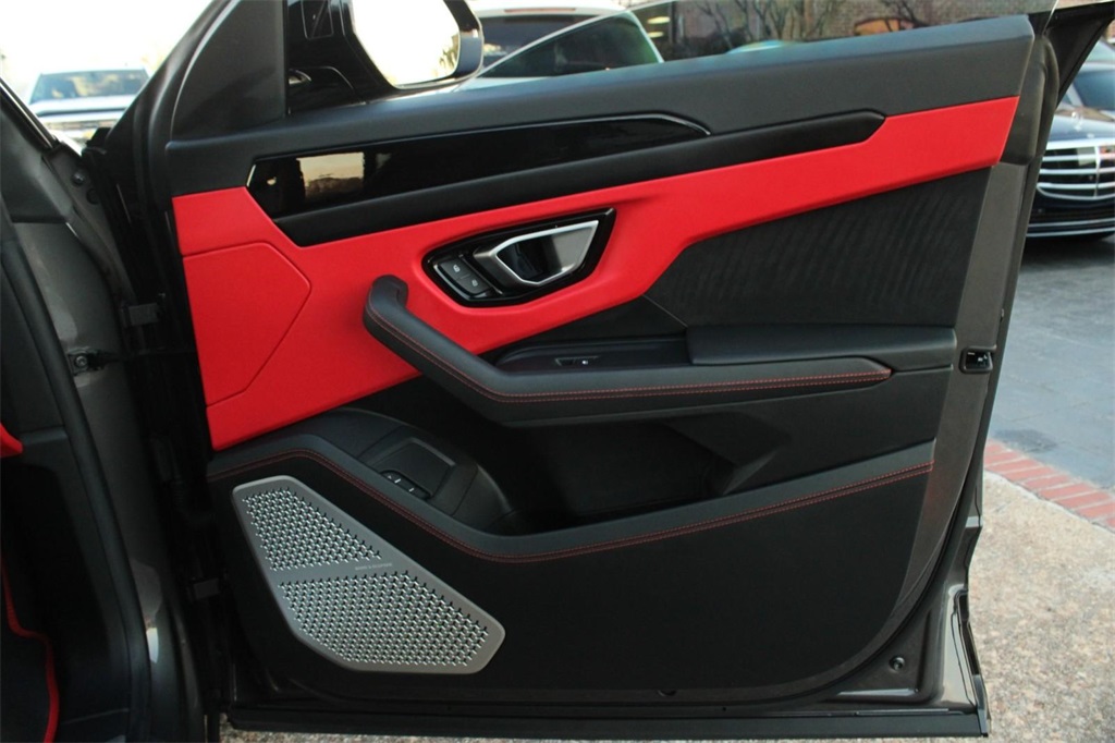 2023 Lamborghini Urus S AWD