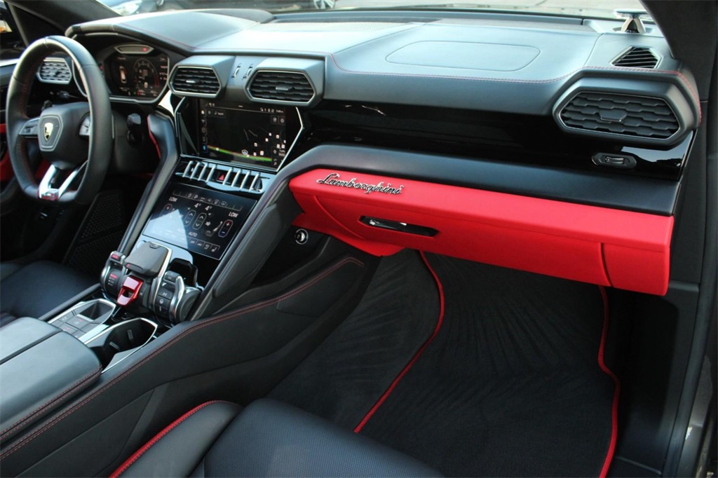 2023 Lamborghini Urus S AWD