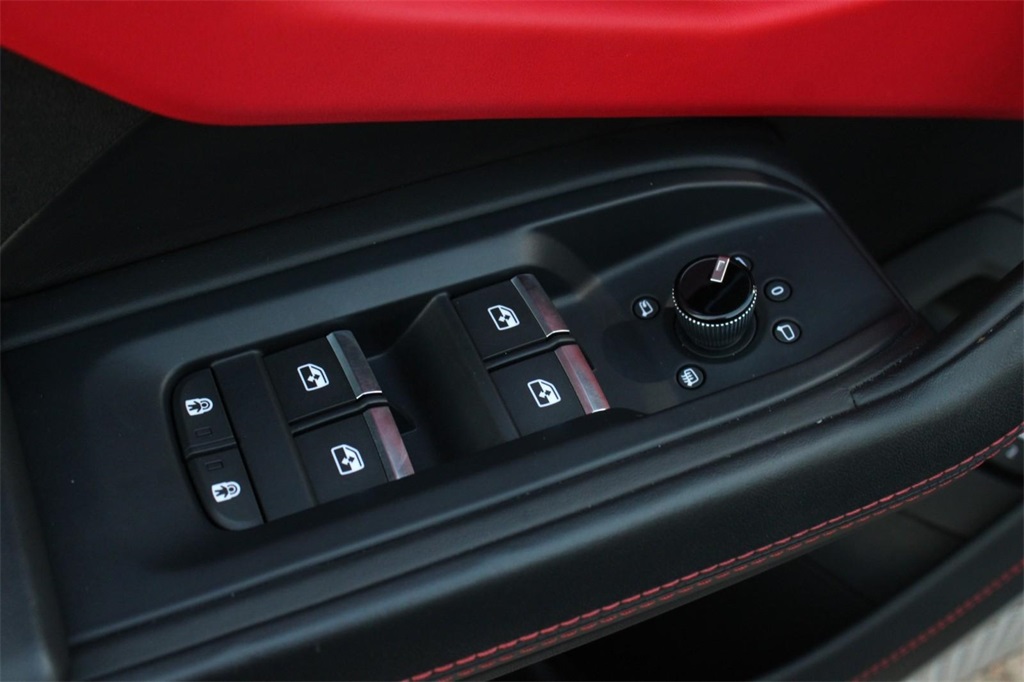 2023 Lamborghini Urus S AWD