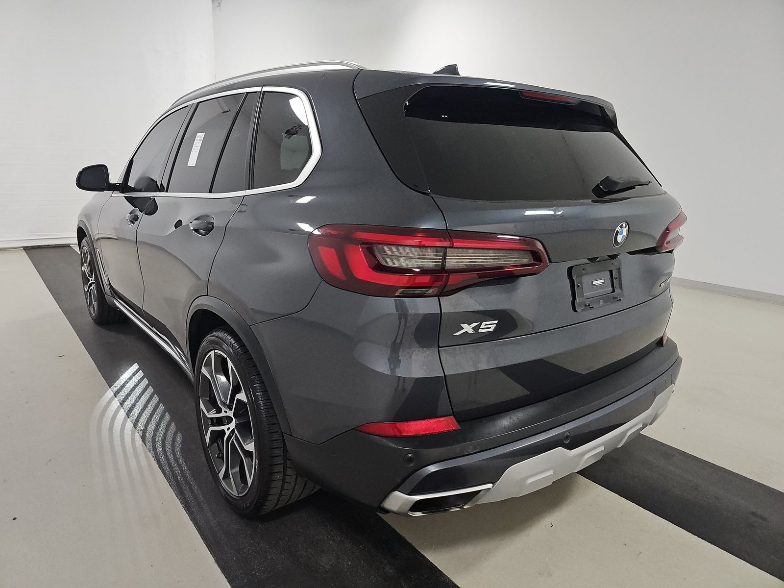 2022 BMW X5 sDrive40i RWD