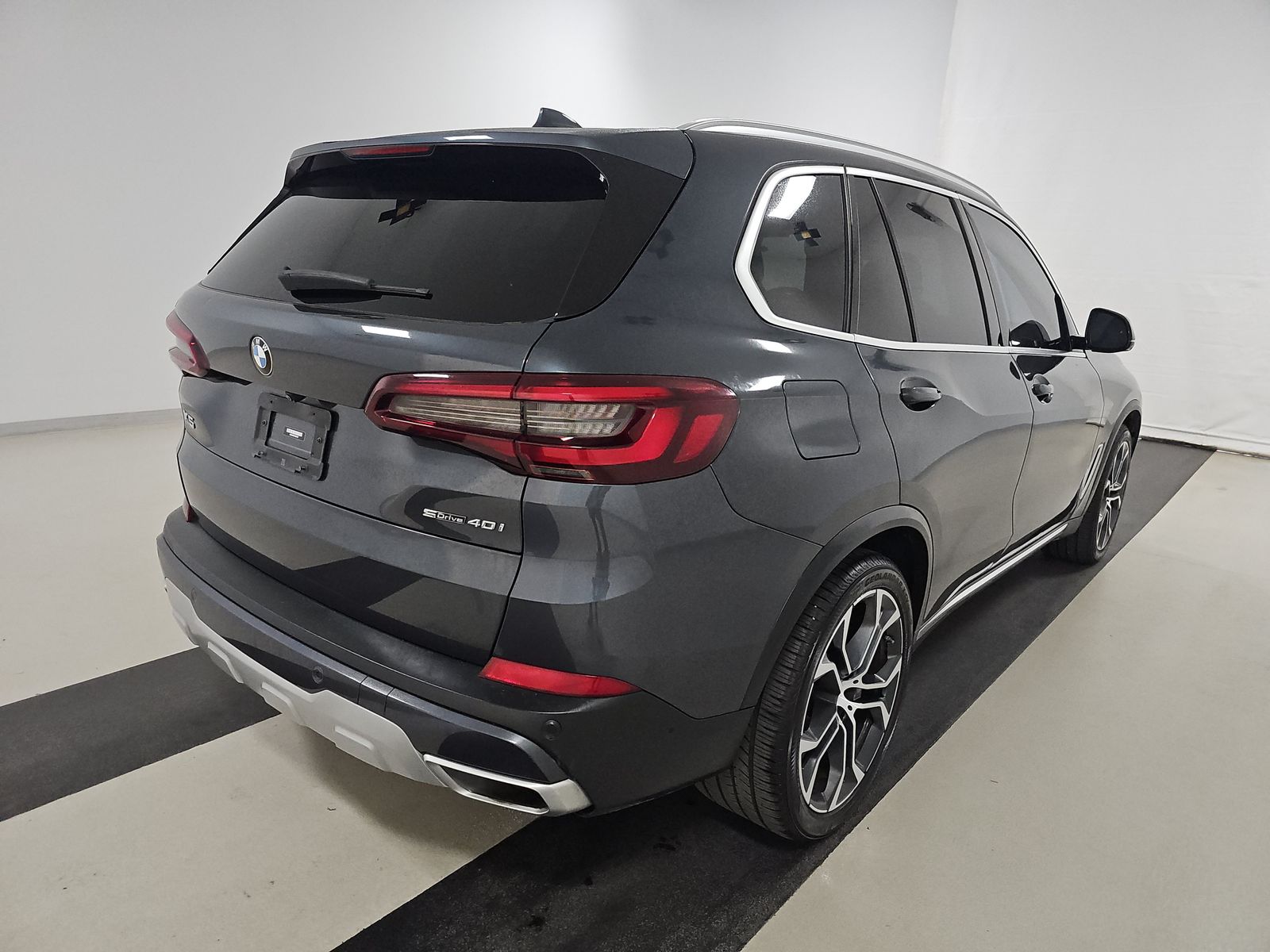 2022 BMW X5 sDrive40i RWD