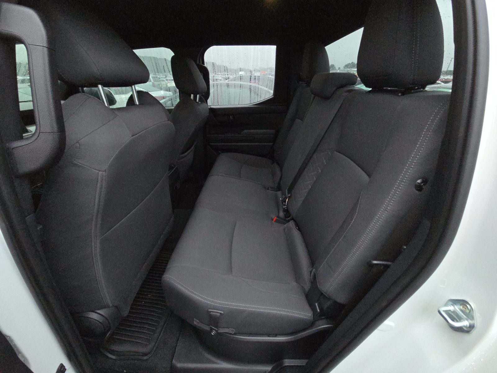 2024 Toyota Tacoma SR5 AWD