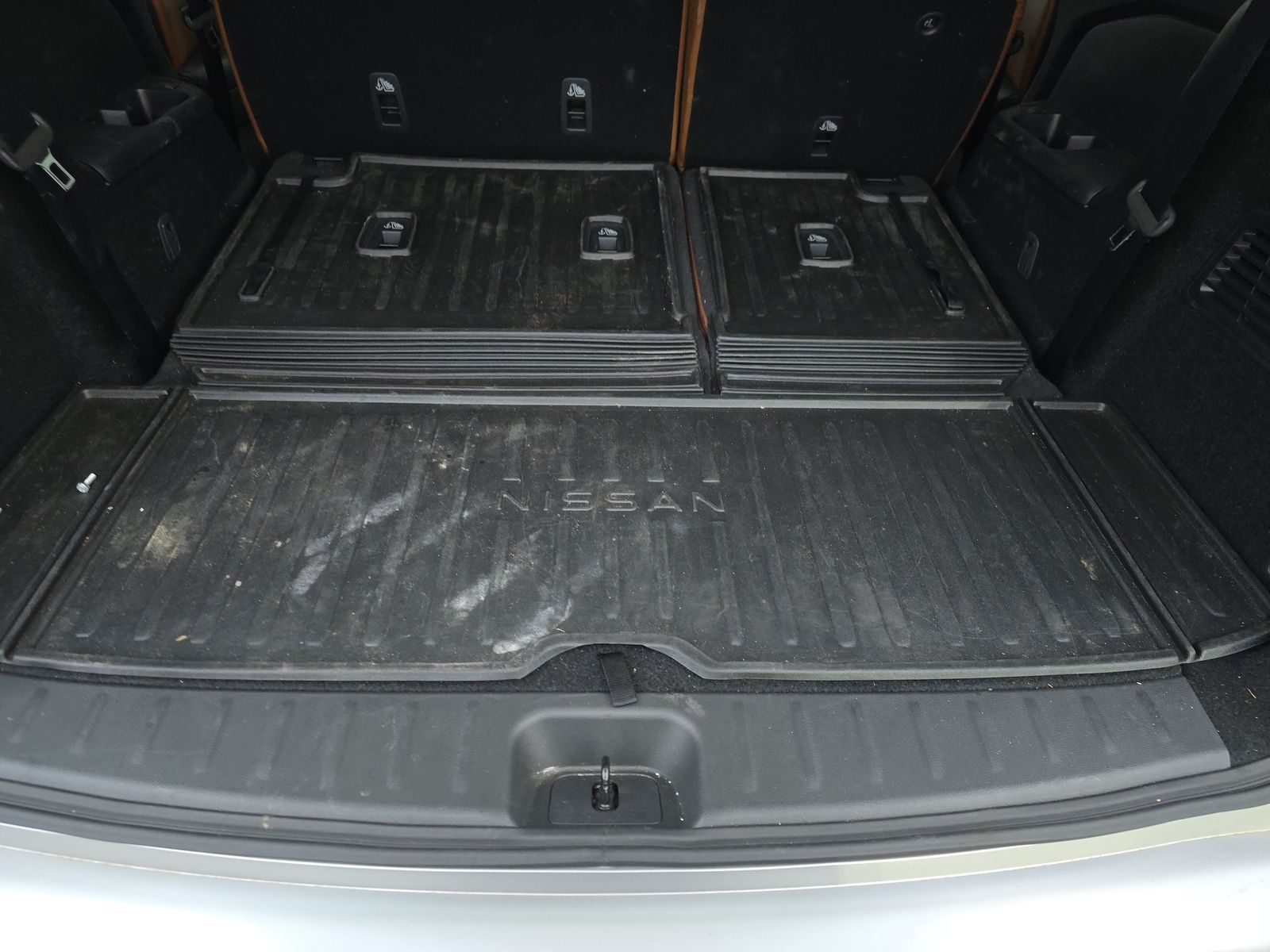 2024 Nissan Pathfinder Platinum AWD