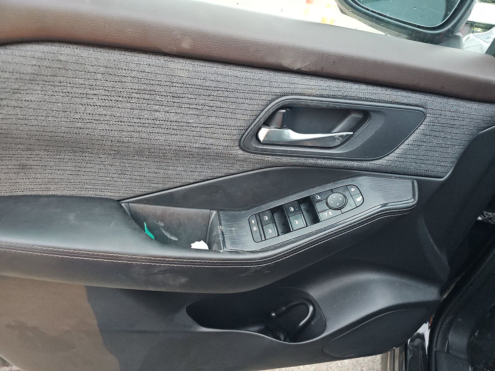 2021 Nissan Rogue SV FWD