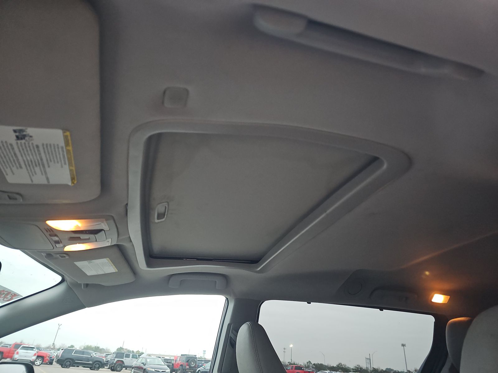 2020 Toyota Sienna XLE FWD