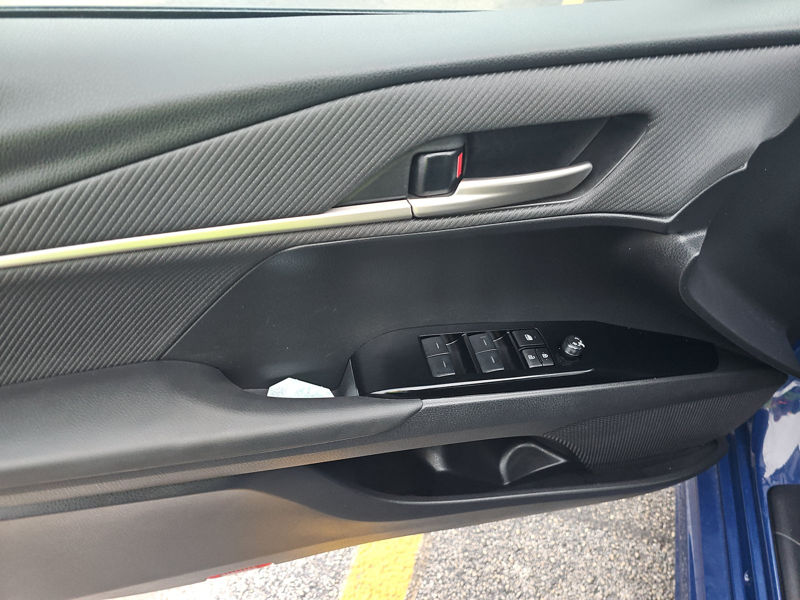 2025 Toyota Camry SE FWD