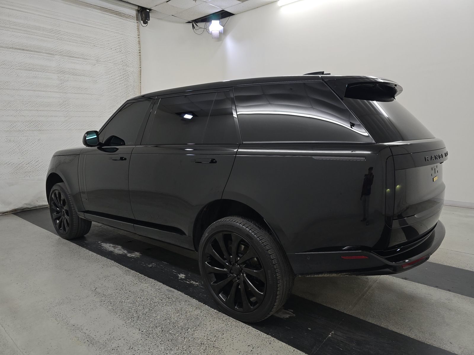 2025 Land Rover Range Rover Autobiography LWB AWD