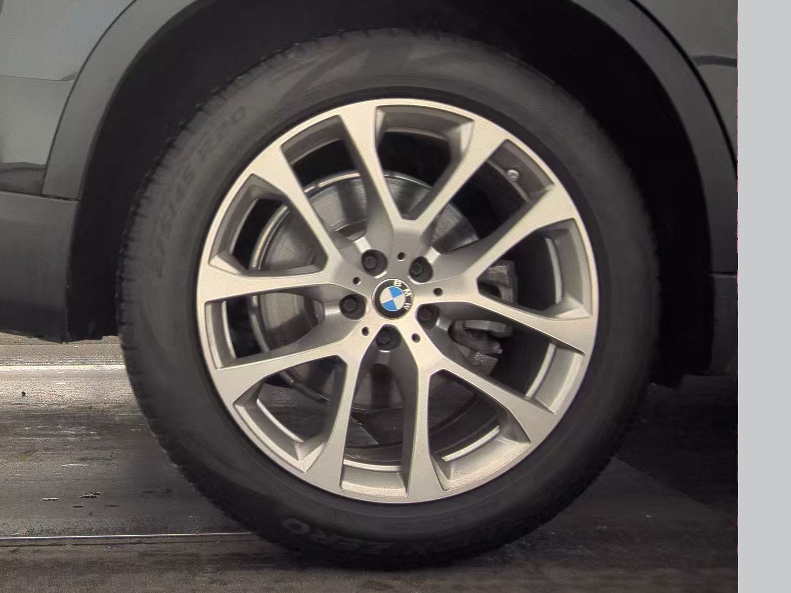2022 BMW X5 xDrive40i AWD